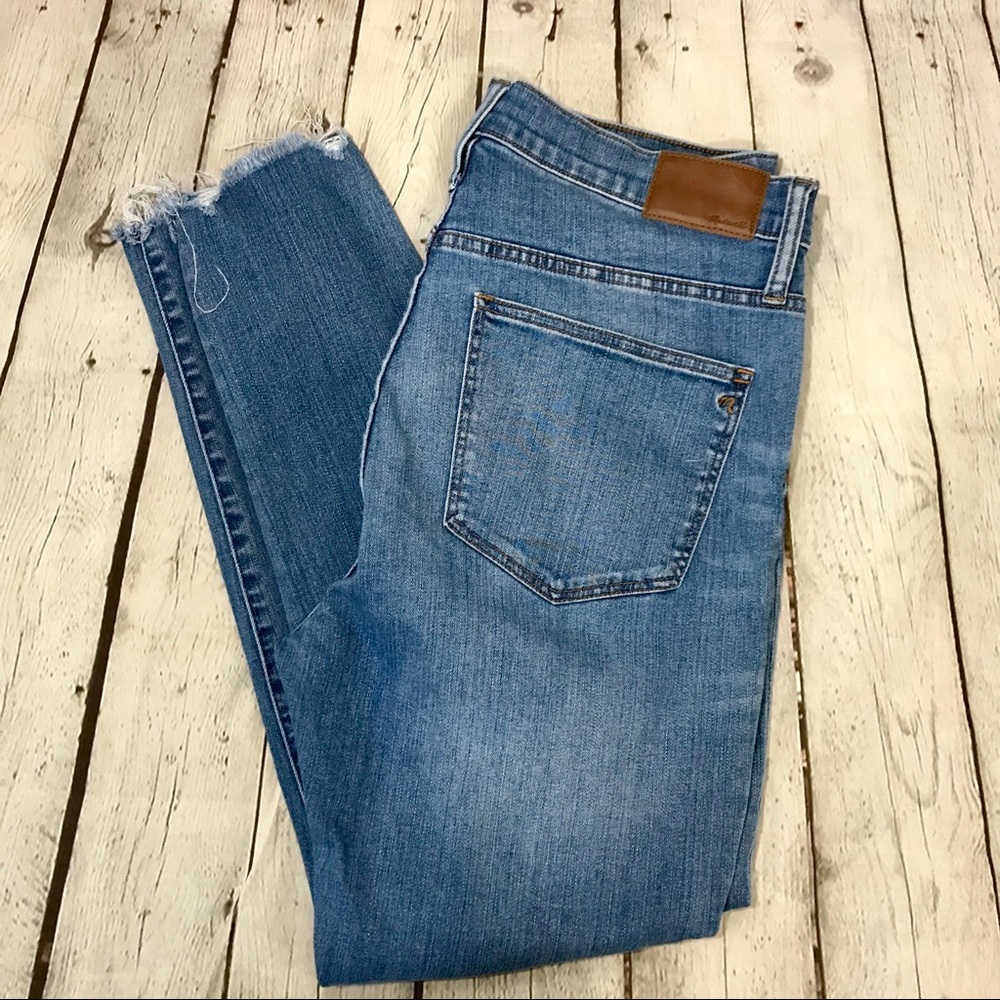 Madewell 9” high-rise skinny jeans. Women’s 31.